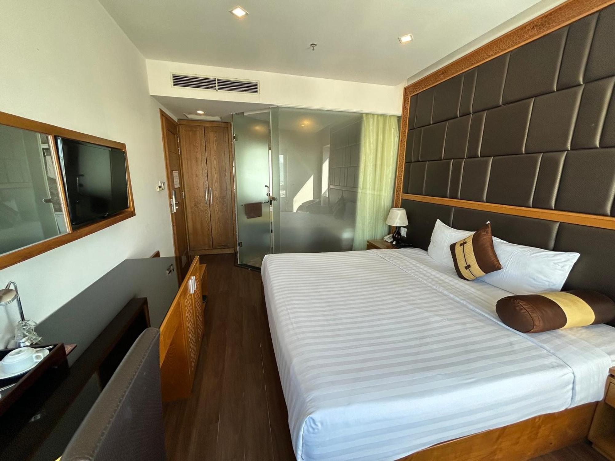 Bliss Luxury Hotel Da Nang Exteriör bild