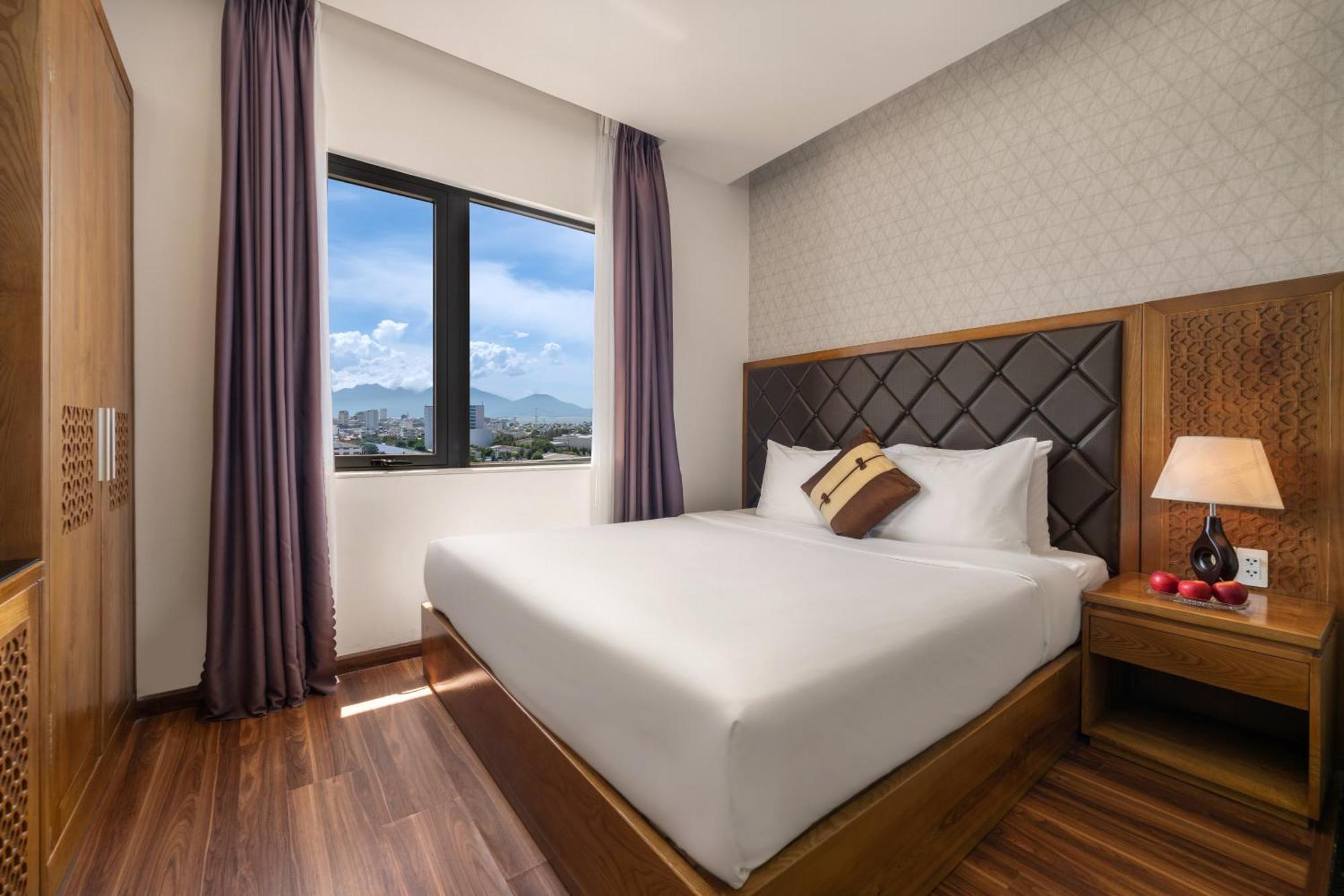 Bliss Luxury Hotel Da Nang Exteriör bild